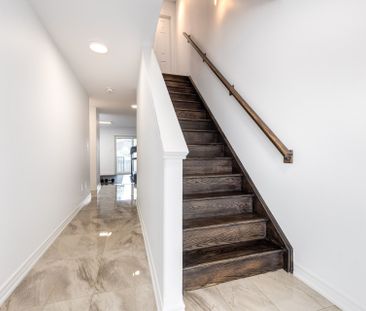 For Lease - 1 Leggott Avenue Unit# 2, Barrie, Ontario - Photo 4