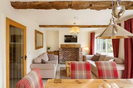 3 bedroom parking to rent - Photo 4