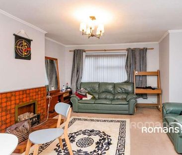 Goughs Meadow, Sandhurst, GU47 - Photo 1