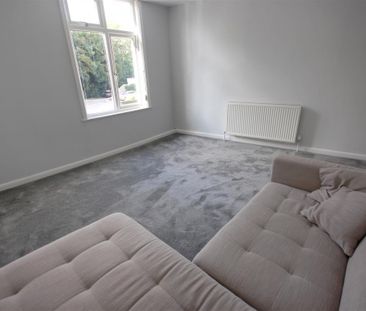 2 Bedroom Flat/Apartment To Let - Photo 2