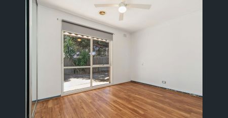 Spacious & Well-Located 3-Bedroom Home in Prime Cranbourne North Location - Photo 3