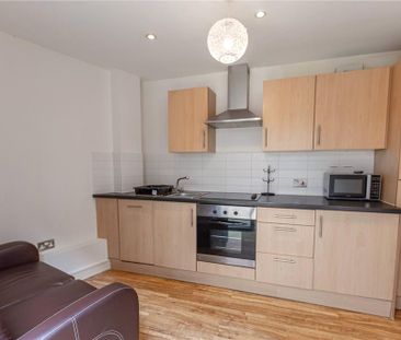 2 bedroom apartment to rent - Photo 6