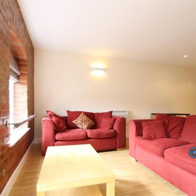 3 bedroom flat to rent - Photo 1