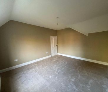 4 bedroom detached house to rent - Photo 4