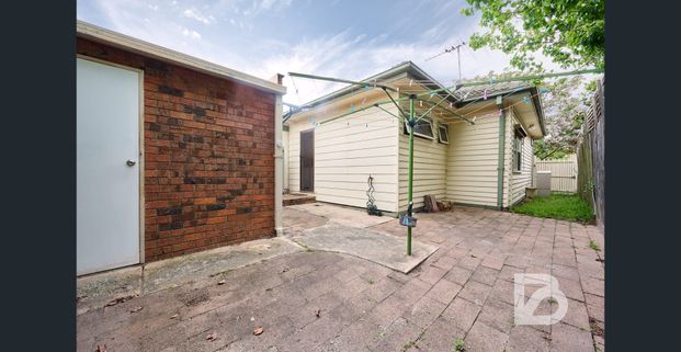 Delightful 2-bedroom house - Photo 1