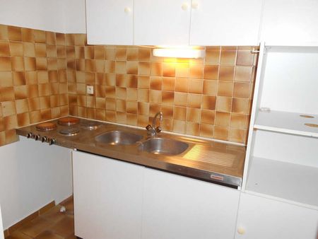 Location Appartement 3 pièces 70m² PIREY 25480 - Photo 2