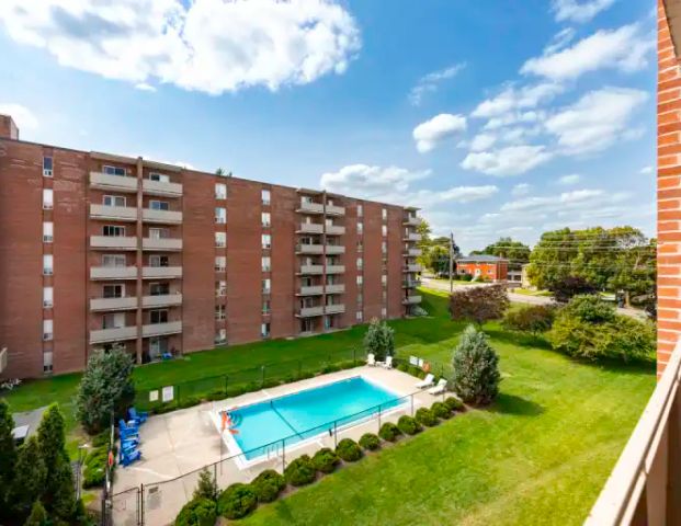 Regency Court Apartments - Kathleen - ALL INCLUSIVE | 316 Kathleen Street, Guelph - Photo 1