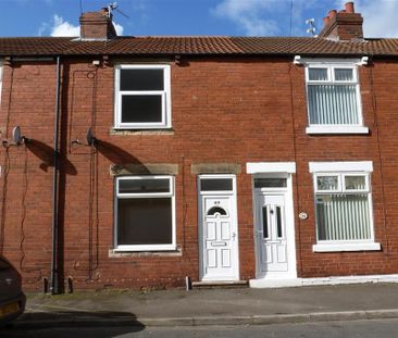 2 bedroom terraced house to rent - Photo 2