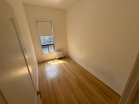 For Lease - 756 Queen Street Unit# B, Toronto, Ontario - Photo 4
