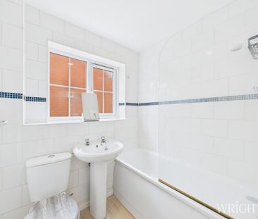 2 bedroom Cluster Home - GRESLEY CLOSE, WELWYN GARDEN CITY - Photo 5