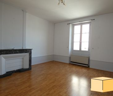 Location Appartement 3 pièces 77m² BELLEY 01300 - Photo 1