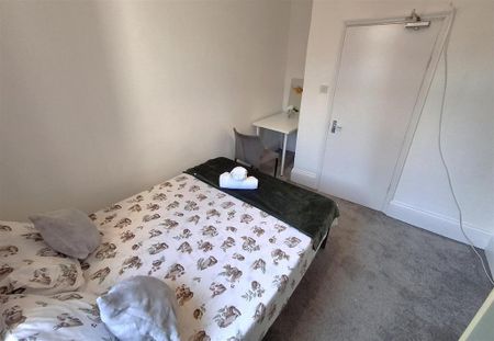 5 bedroom house share to rent - Photo 2