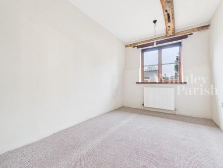 3 bedroom semi-detached bungalow to rent - Photo 5