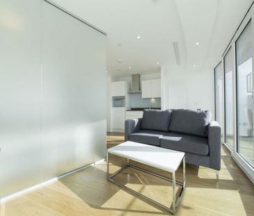 Studio to rent - Photo 1