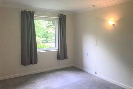 1 bedroom retirement property to rent - Photo 4