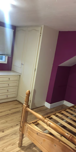 1 bedroom in a house share to rent - Photo 3