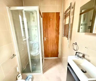 Room To Let - Photo 3