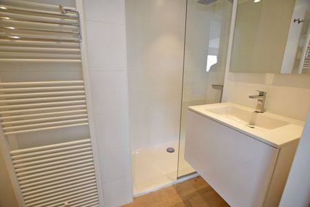 Mooi appartement met zijdelings zeezicht, centraal gelegen op het Lichttorenplein - Photo 5