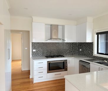 145 South Street, Hadfield VIC 3046 - House For Rent | Domain - Photo 6