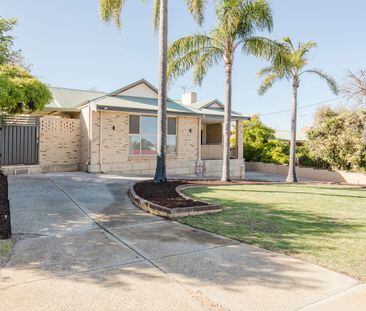 Charming Character Home with City Views & Space for the Caravan! - Photo 4