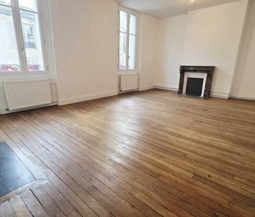 Location Appartement 77m² ORLEANS 45000 - Photo 2