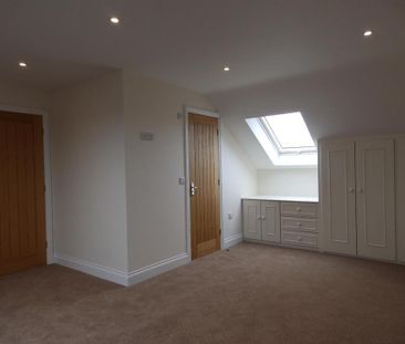 3 bedroom detached house to rent - Photo 5