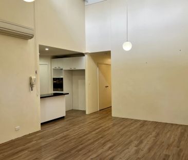 Spacious 2 bedroom unit in prime South Bunbury location. - Photo 1