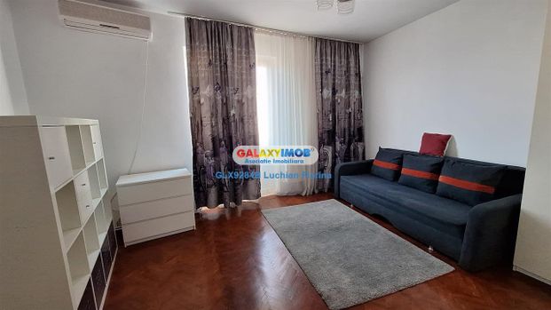 2 camere, decomandat, centrala proprie I metrou Universitate - Fotografie 1