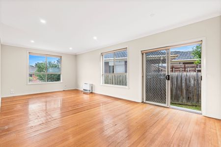 3 Bedroom Spacious Family Home! - Photo 4