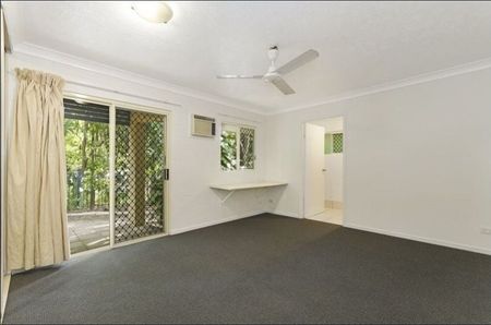 1/92 Regatta Crescent, Douglas - Photo 2