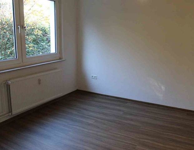 Die gefällt mir: günstig geschnittene 2-Zimmer-Wohnung - Photo 1