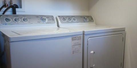logement 3 1/2 à louer 950$/mois tout inclus et meubler ville de Quebec libre maintenant - Photo 3