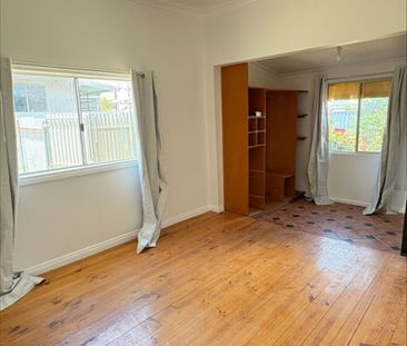 Space, access, and comfort! - Photo 5