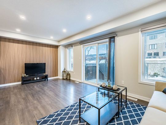 For Lease - 98 Crafter Crescent, Hamilton, Ontario - Photo 1