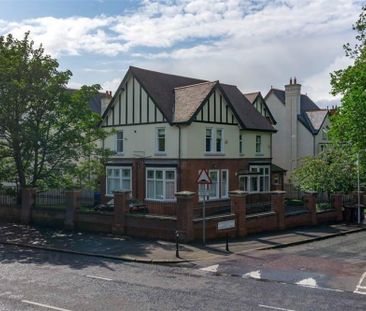 Apartment 2, 83 Myrtlefield Park, Belfast, BT9 6NG - Photo 5