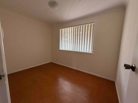 Move-In Ready 2 Bedroom Villa - Available Now - Photo 5