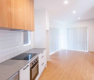 Stunning Turn Key family home - Photo 3