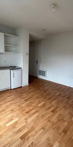 Location Appartement 1 pièce 24m² LAVAL 53000 - Photo 3