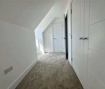 3 bedroom terraced house to rent - Photo 5