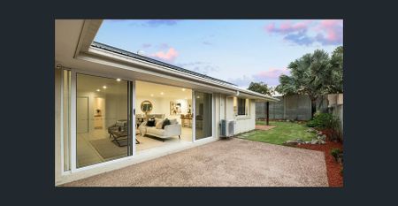 Beautiful Family Home with Modern Comforts in Calamvale - Photo 2
