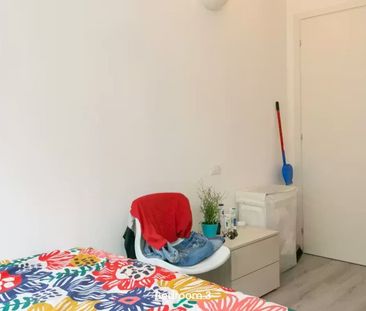 Via Francesco Caracciolo, Milan, Lombardy 20155 - Foto 3