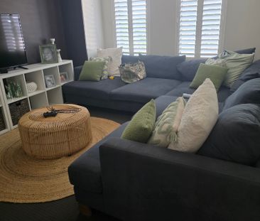 Ellenbrook - Photo 2