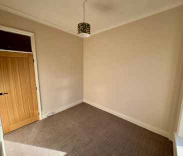 3 bedroom apartment to rent - Photo 6