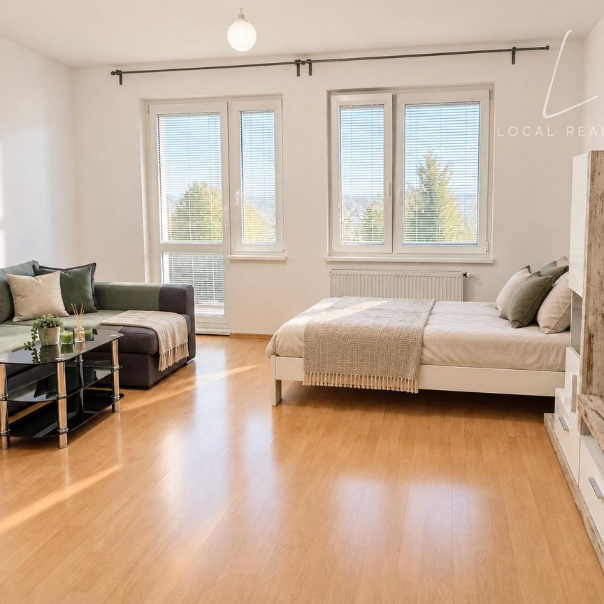 PRENÁJOM | Zariadená garzónka s balkónom, 40 m² | Petržalka - Photo 1