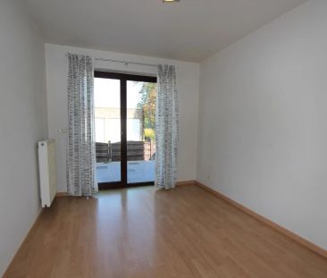 MOOI GELIJKVLOERS APPARTEMENT MET GROOT TERRAS + GARAGE - Photo 6