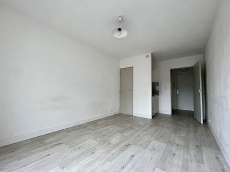 Location Appartement 1 pièce 21m² AUBIERE 63170 - Photo 2