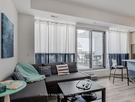 For Lease - 247 Broward Way Unit# 22, Innisfil, Ontario - Photo 3