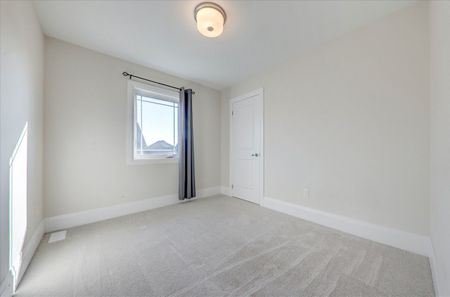 For Lease - 212 Mallory Terrace, Peterborough, Ontario - Photo 5