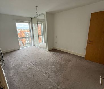 2 Bed Flat, Centenary Plaza, SO19 - Photo 3
