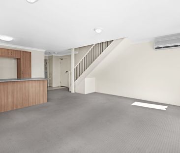 2 BEDROOM LOFT STYLE APARTMENT| PARKSIDE ON WHITBY - Photo 2
